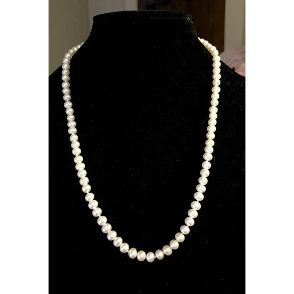 LUC 925 Sterling Silver White Pearl Beaded Earrings Necklace Bracelet 4 PC Set